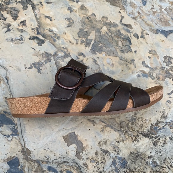 Eurosofft by Sofft brown womens sandals - Picture 3 of 6